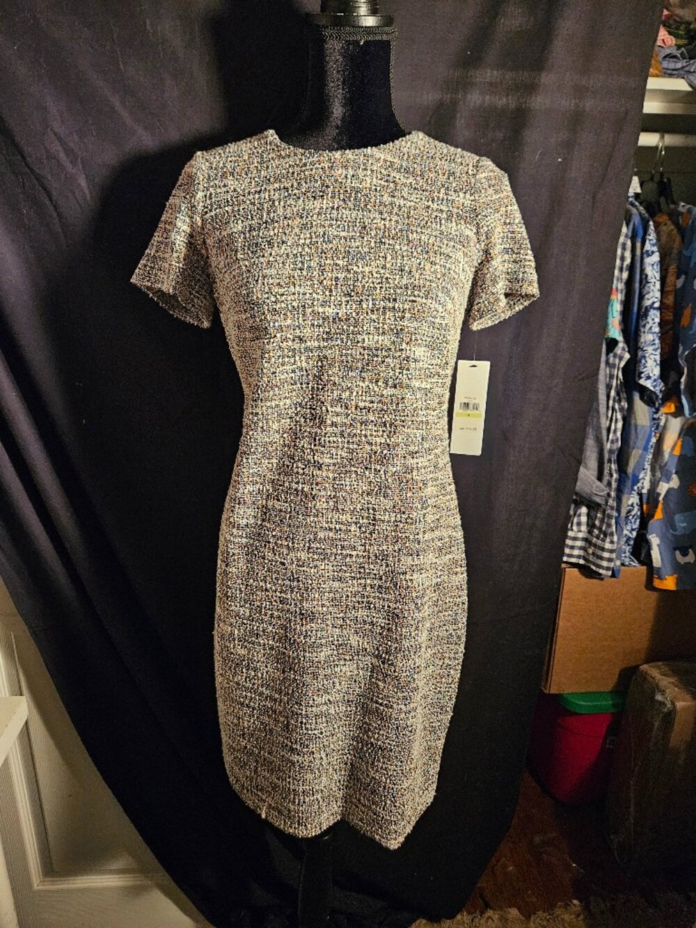 Totally CLASSIC NEW Dress from Calvin Klein Sz 4 NWTG